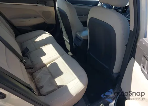 2017 Hyundai Elantra Se из США, поврежденный, VIN 5NPD74LF4HH101643